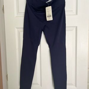 NWT Fabletics Leggings
